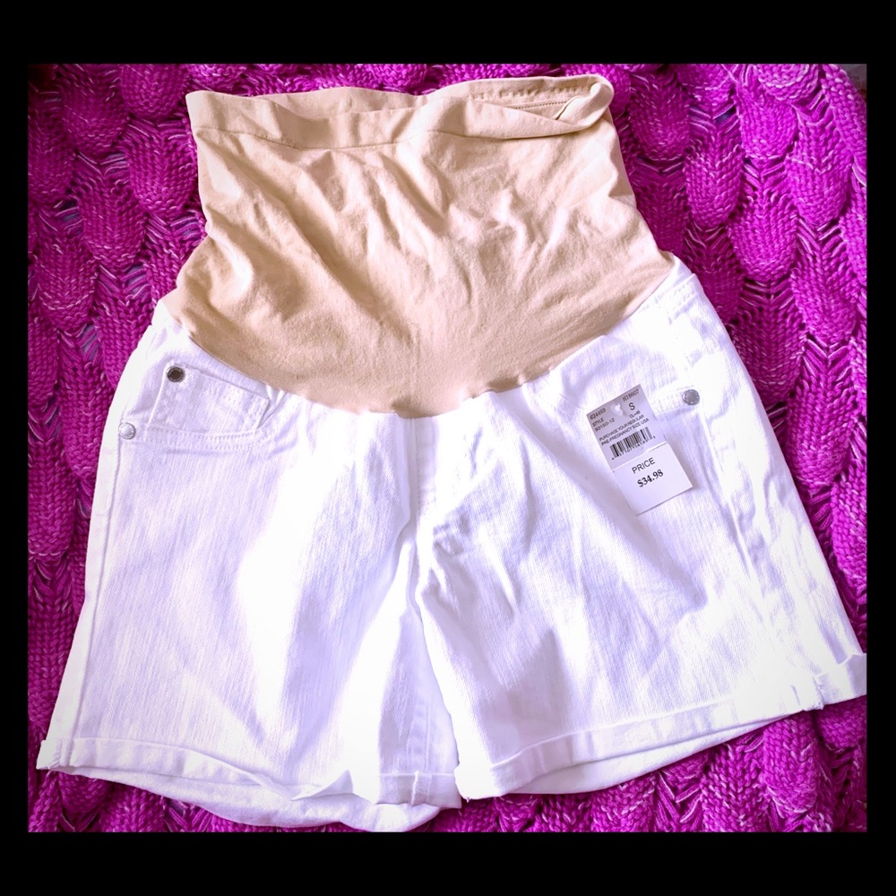 Maternity Shorts - Sz Small in white